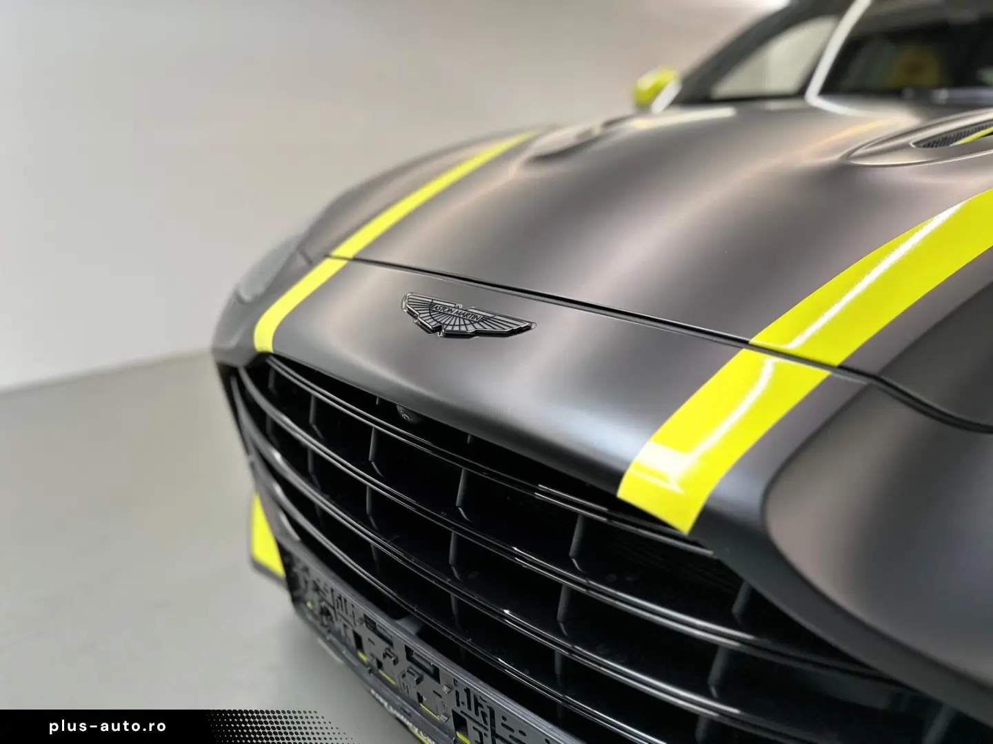 ASTON MARTIN DBX707   Q AMR Inspired   QuickSilver