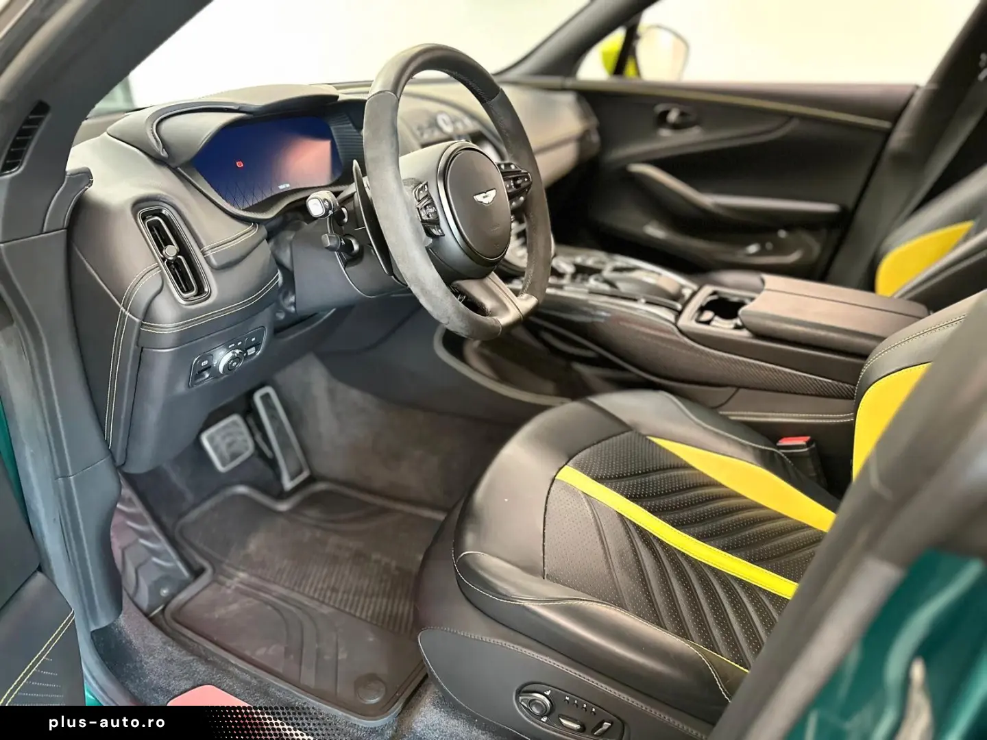 ASTON MARTIN DBX707   Q AMR Inspired   QuickSilver