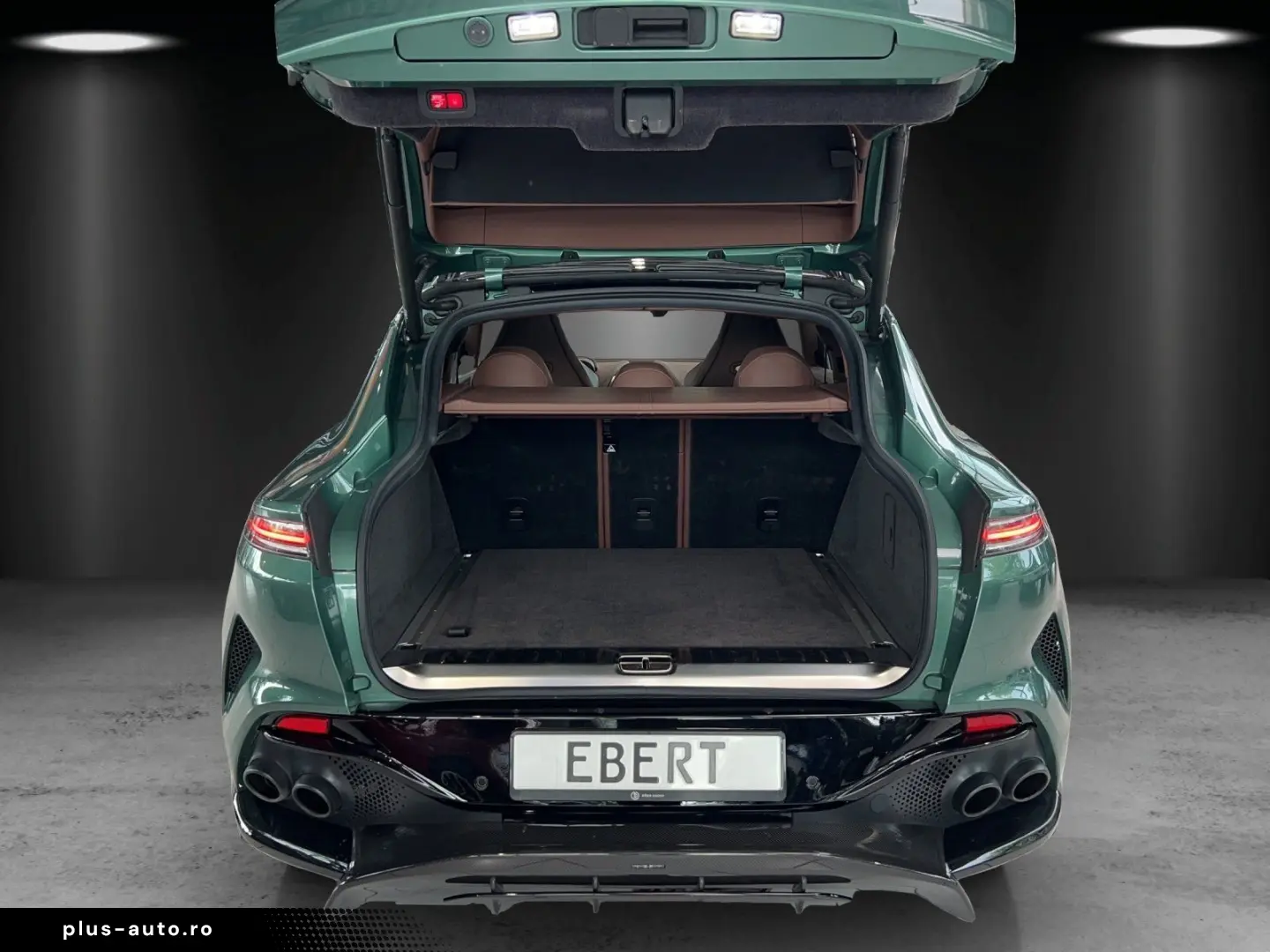 ASTON MARTIN DBX 707 Q  (Tow Bar) all havana tan