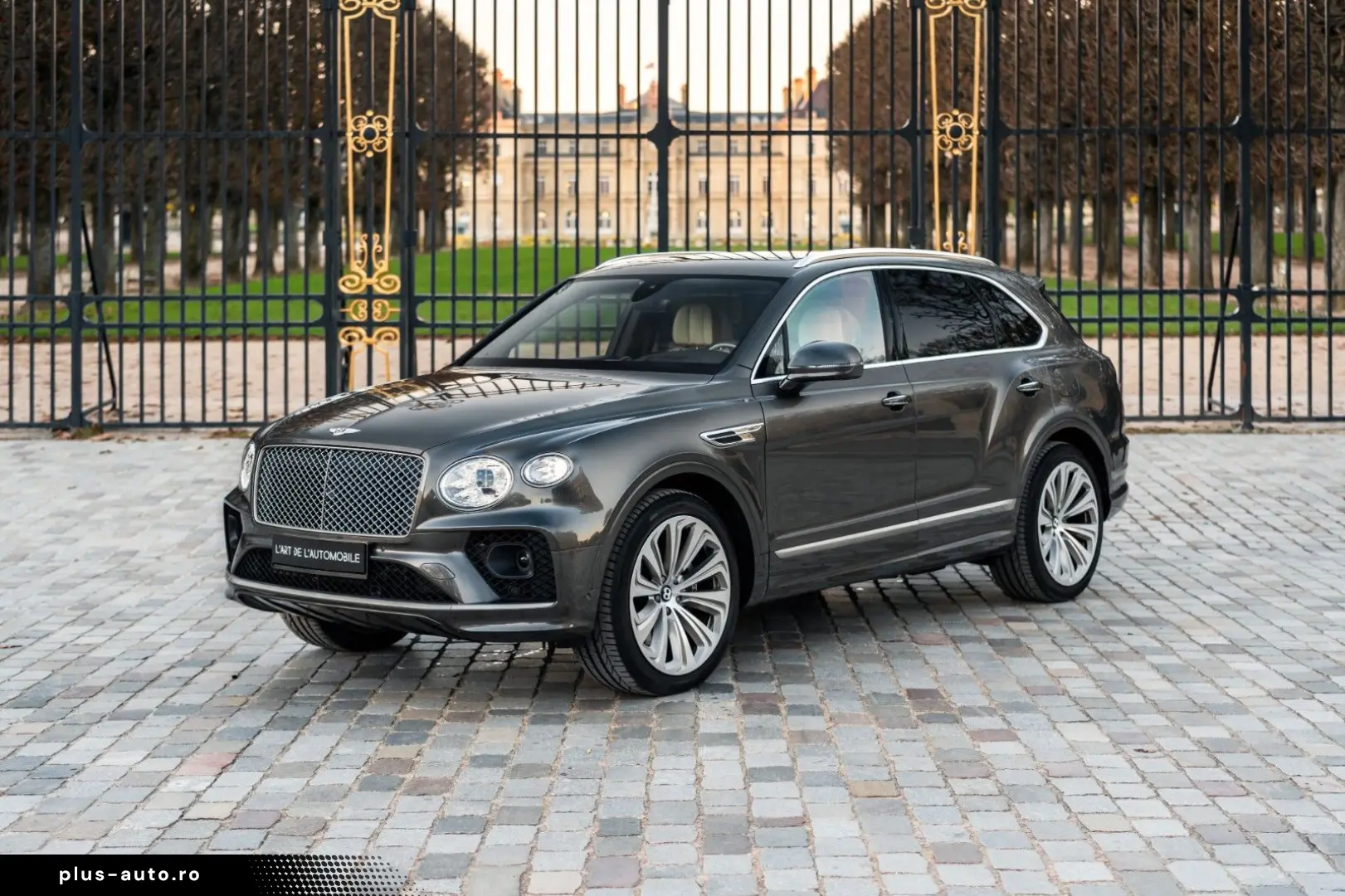 BENTLEY Bentayga 3.0 Hybrid Odyssean Edition 1 of 70