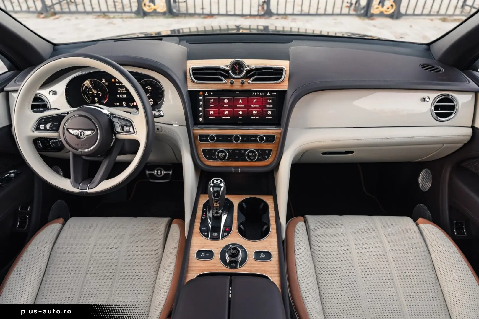 BENTLEY Bentayga 3.0 Hybrid Odyssean Edition 1 of 70