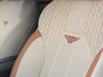 BENTLEY Bentayga 3.0 Hybrid Odyssean Edition 1 of 70