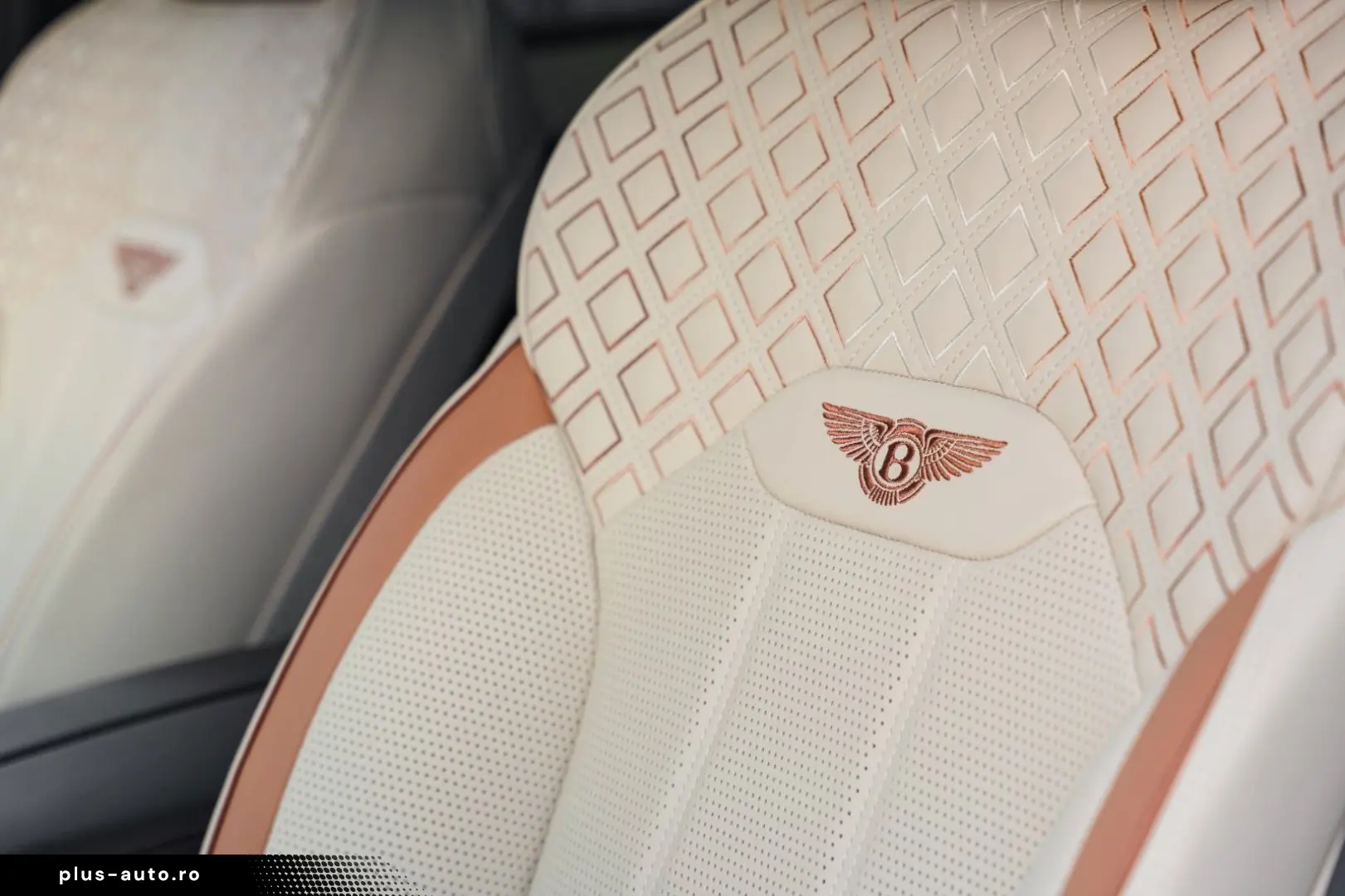 BENTLEY Bentayga 3.0 Hybrid Odyssean Edition 1 of 70