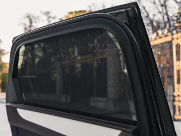 BENTLEY Bentayga 3.0 Hybrid Odyssean Edition 1 of 70