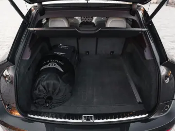 BENTLEY Bentayga 3.0 Hybrid Odyssean Edition 1 of 70