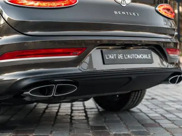 BENTLEY Bentayga 3.0 Hybrid Odyssean Edition 1 of 70