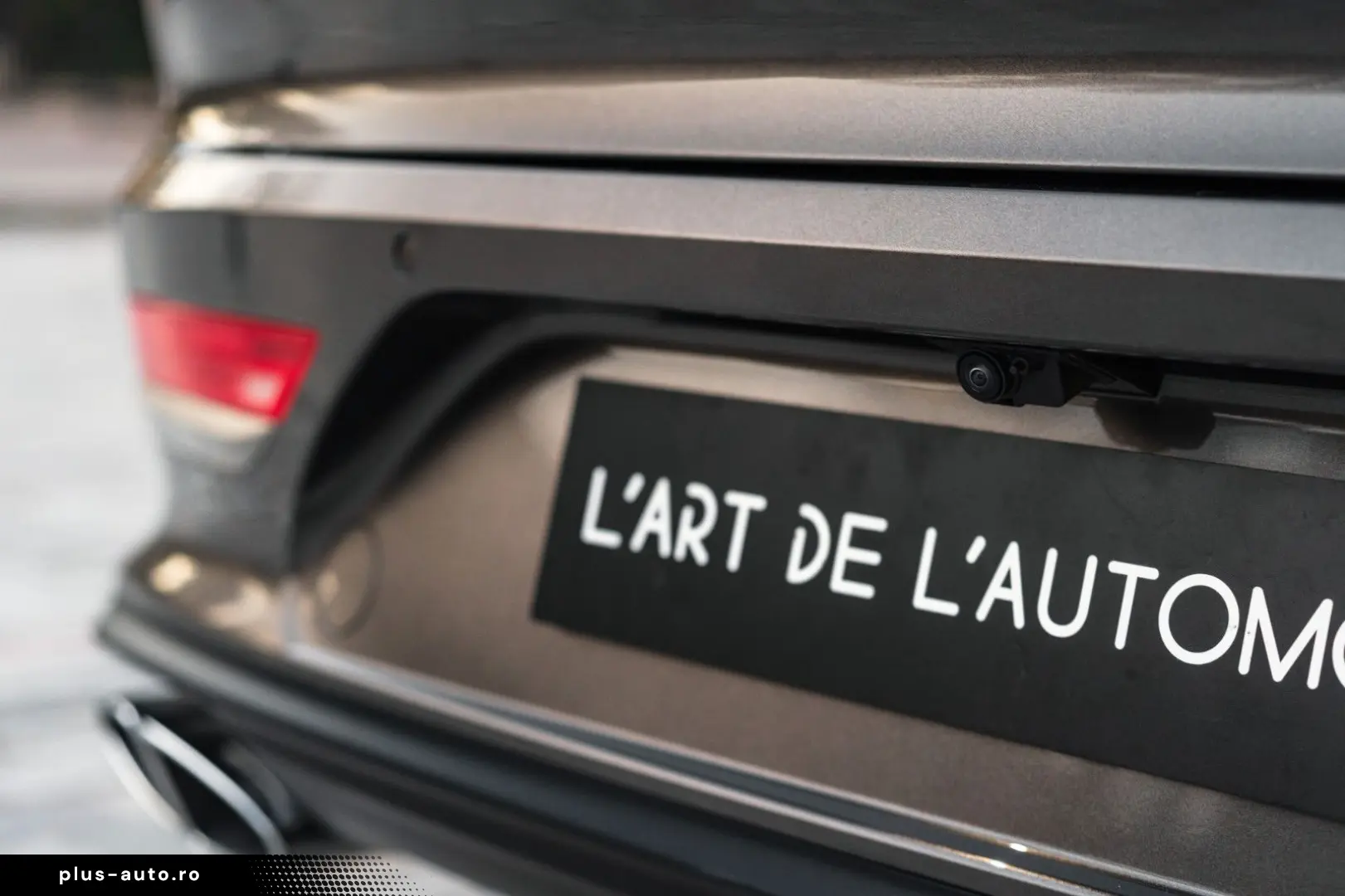 BENTLEY Bentayga 3.0 Hybrid Odyssean Edition 1 of 70