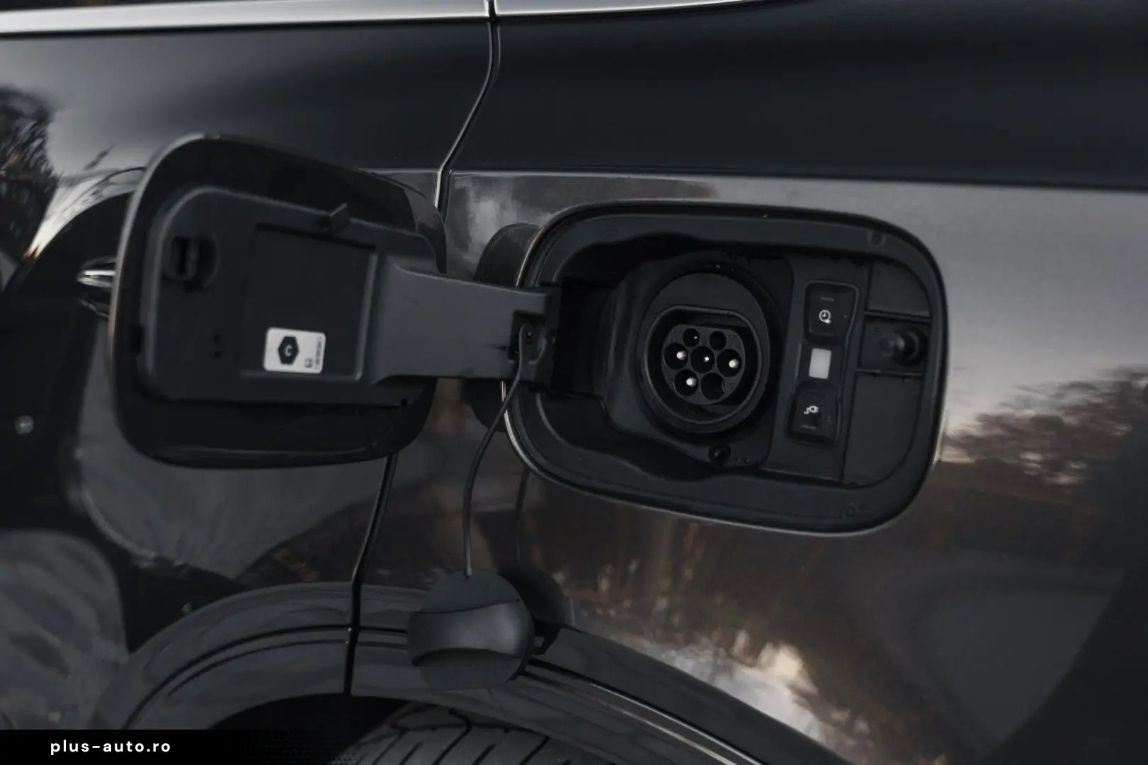 BENTLEY Bentayga 3.0 Hybrid Odyssean Edition 1 of 70