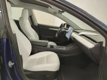TESLA MODEL 3 LONG RANGE DUAL MOTOR