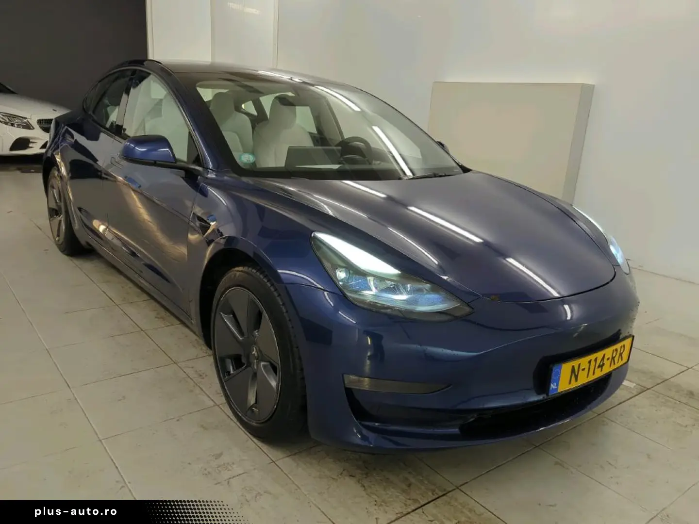 TESLA MODEL 3 LONG RANGE DUAL MOTOR