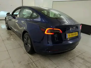 TESLA MODEL 3 LONG RANGE DUAL MOTOR