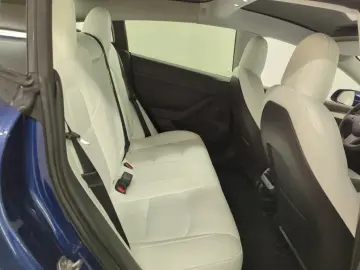 TESLA MODEL 3 LONG RANGE DUAL MOTOR