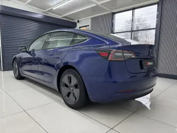 TESLA MODEL 3 LONG RANGE DUAL MOTOR