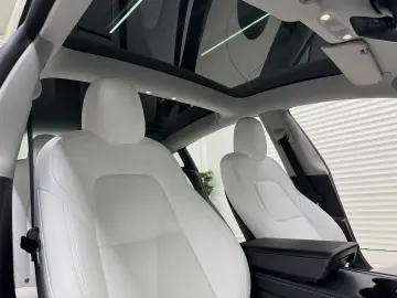 TESLA MODEL 3 LONG RANGE DUAL MOTOR