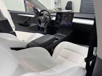 TESLA MODEL 3 LONG RANGE DUAL MOTOR