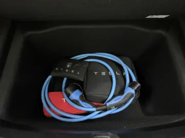 TESLA MODEL 3 LONG RANGE DUAL MOTOR