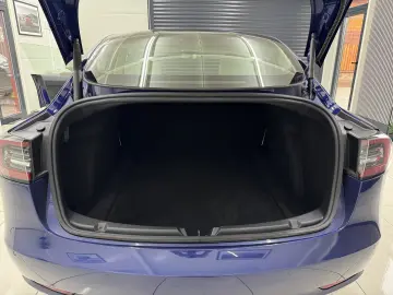 TESLA MODEL 3 LONG RANGE DUAL MOTOR