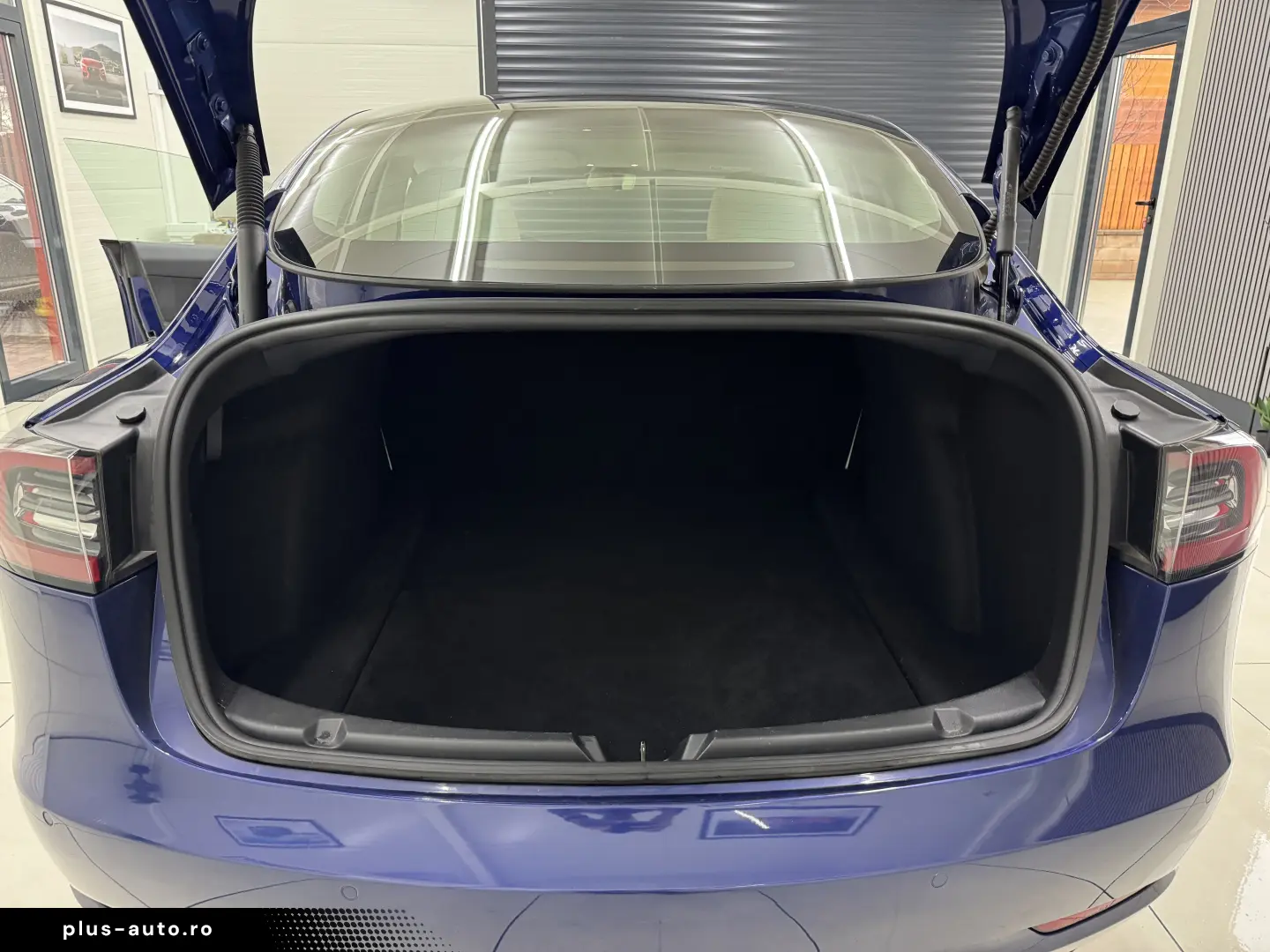 TESLA MODEL 3 LONG RANGE DUAL MOTOR