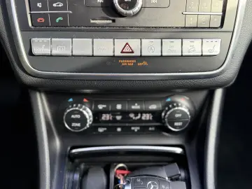 Mercedes-Benz GLA 200d 4 Matic   Fab.- 05.2019