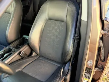 Land Rover Discovery Sport   2.2 Diesel   An 2015