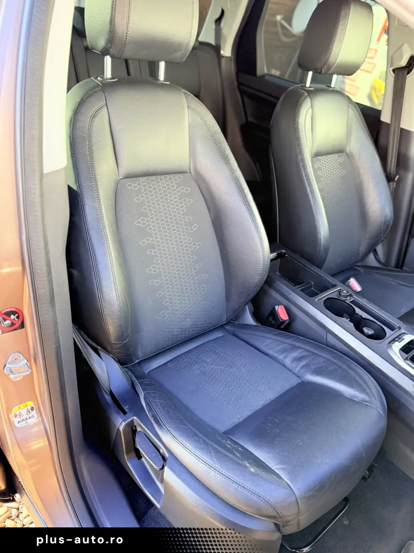 Land Rover Discovery Sport   2.2 Diesel   An 2015