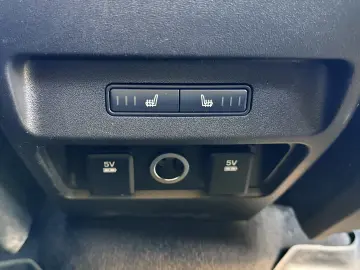 Land Rover Discovery Sport   2.2 Diesel   An 2015