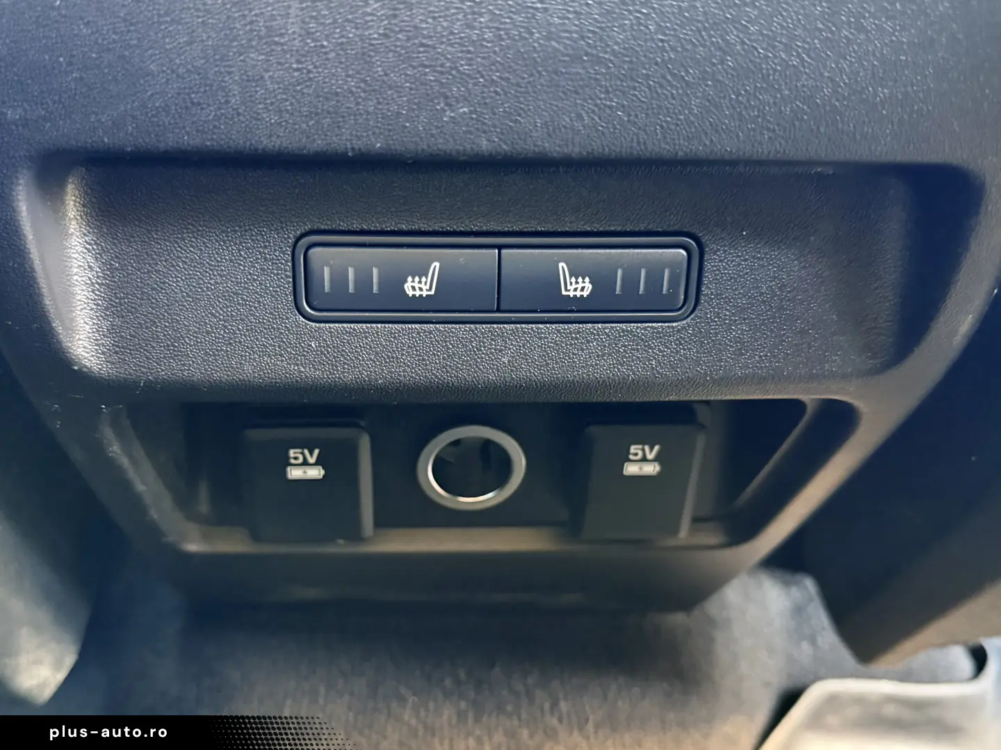 Land Rover Discovery Sport   2.2 Diesel   An 2015