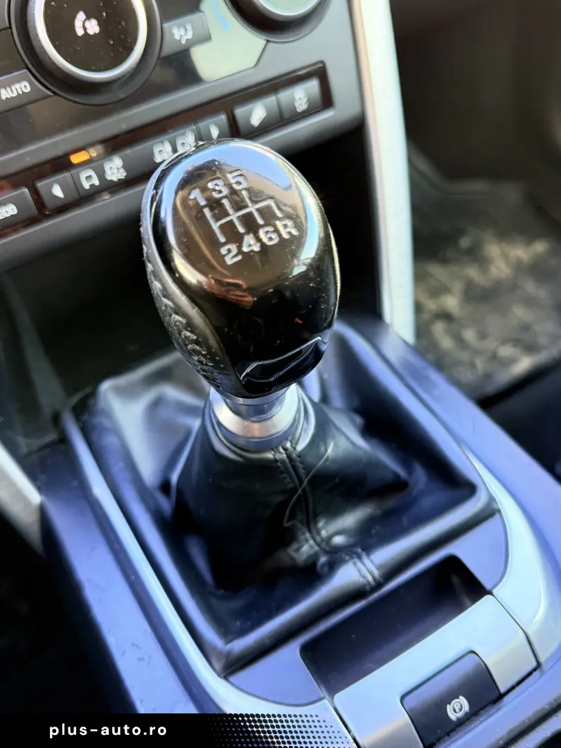 Land Rover Discovery Sport   2.2 Diesel   An 2015