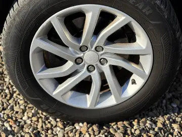 Land Rover Discovery Sport   2.2 Diesel   An 2015