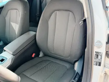 BMW Seria 3 318i Touring Automat