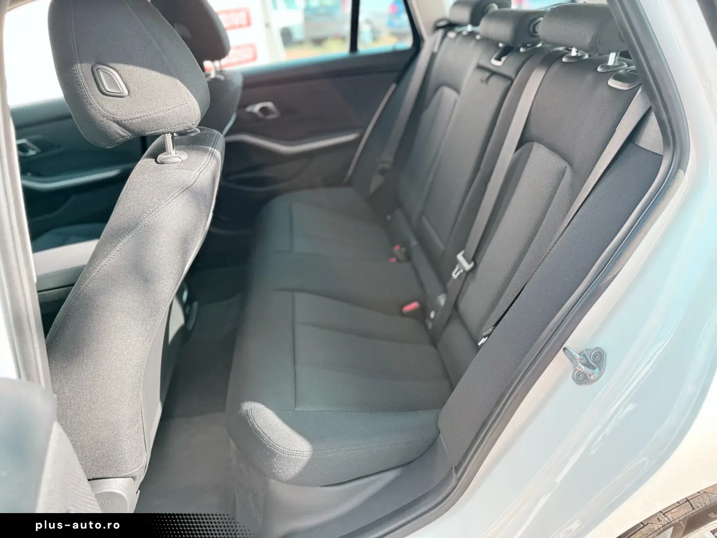 BMW Seria 3 318i Touring Automat