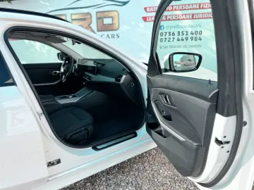 BMW Seria 3 318i Touring Automat