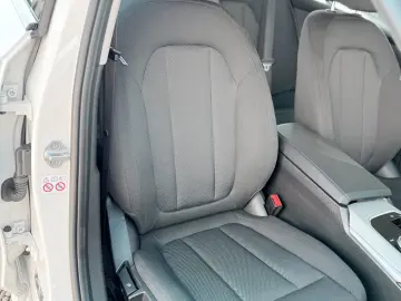 BMW Seria 3 318i Touring Automat