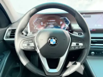 BMW Seria 3 318i Touring Automat