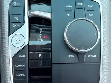 BMW Seria 3 318i Touring Automat