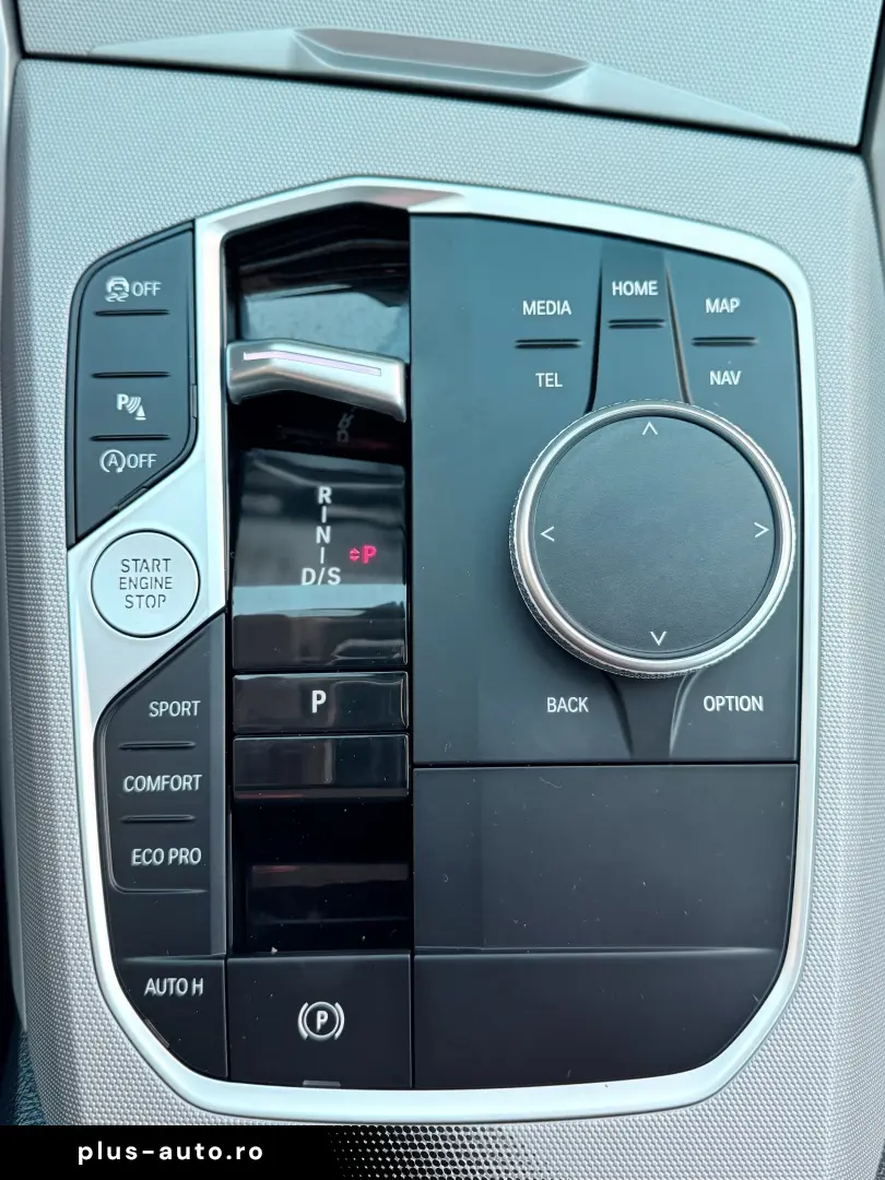 BMW Seria 3 318i Touring Automat