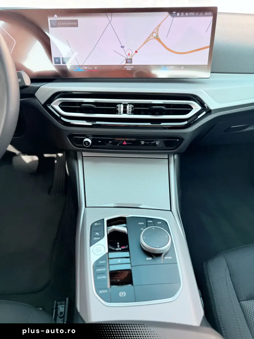 BMW Seria 3 318i Touring Automat