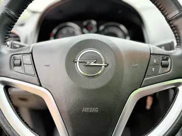 Opel Antara Design Edition 4x4   An 2014