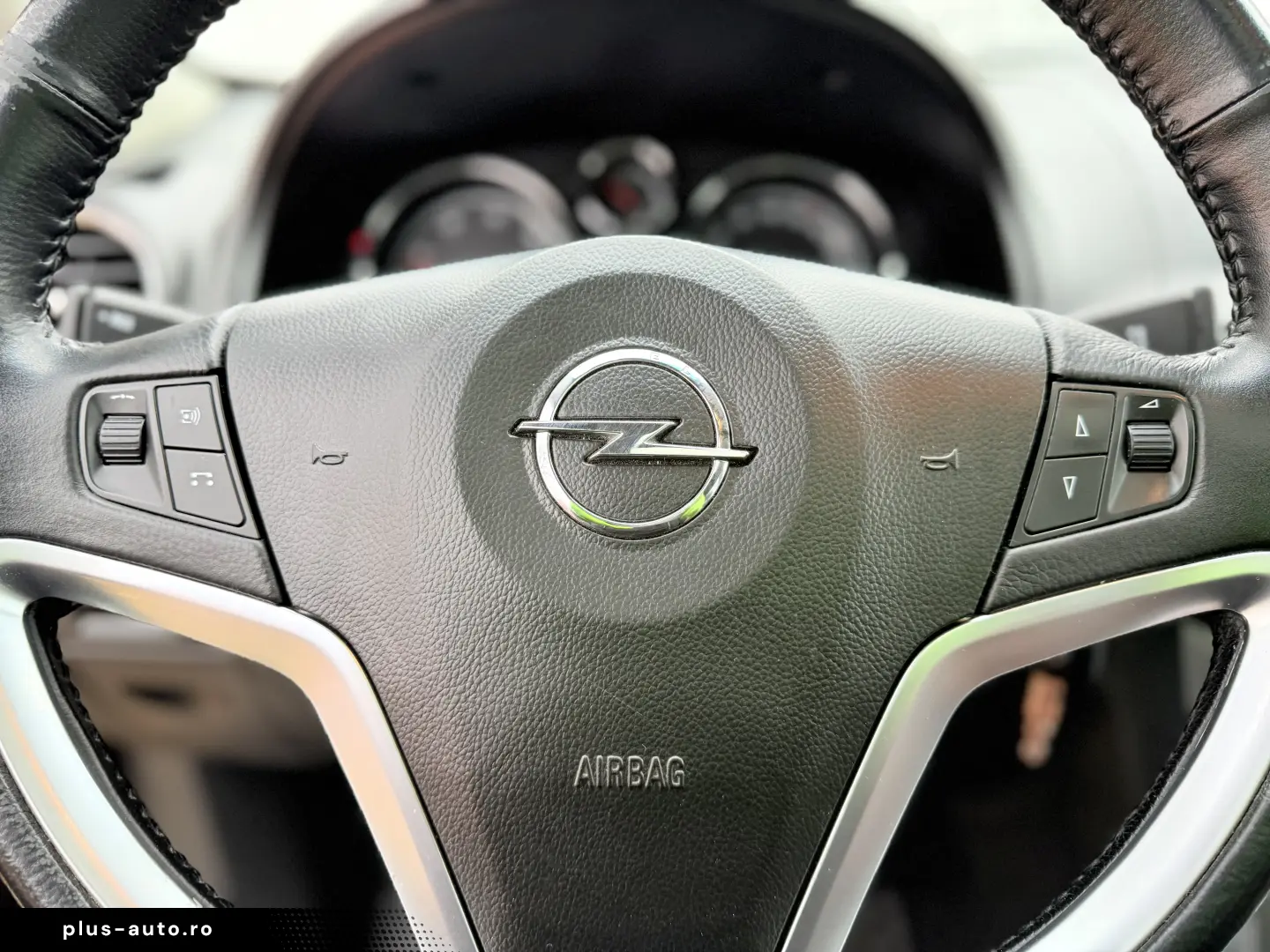 Opel Antara Design Edition 4x4   An 2014