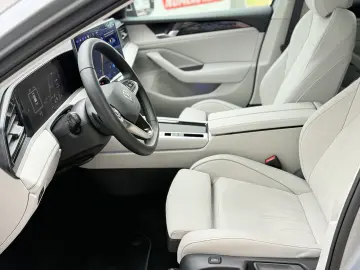 Volkswagen Passat Variant Elegance DSG