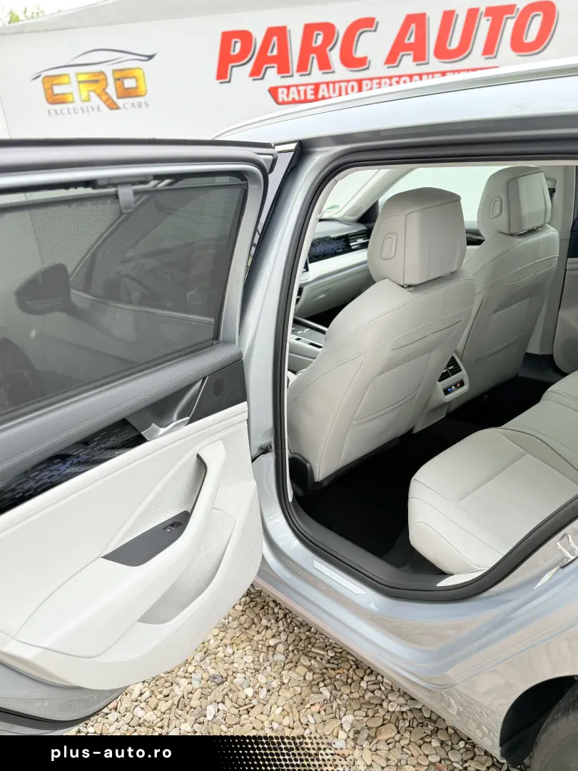 Volkswagen Passat Variant Elegance DSG