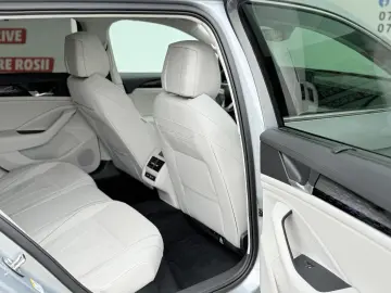 Volkswagen Passat Variant Elegance DSG