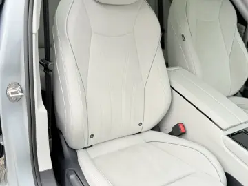 Volkswagen Passat Variant Elegance DSG