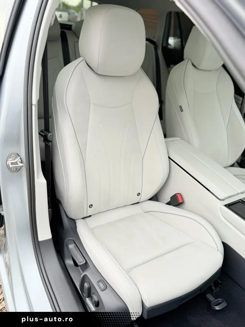 Volkswagen Passat Variant Elegance DSG