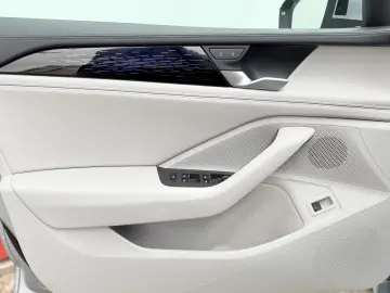 Volkswagen Passat Variant Elegance DSG