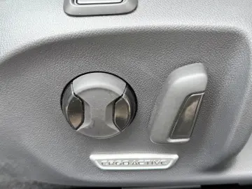 Volkswagen Passat Variant Elegance DSG