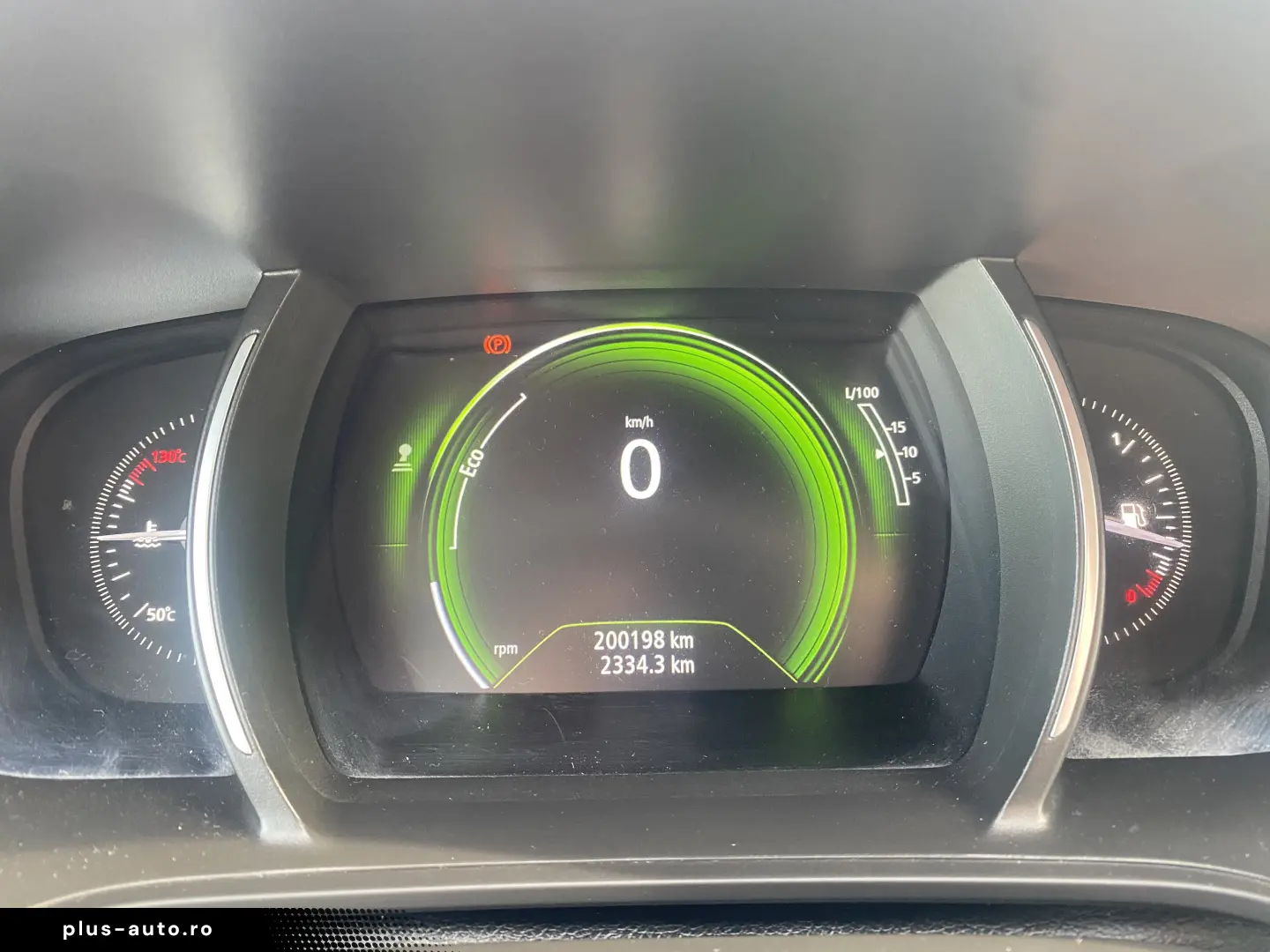 Renault Megane   carlig remorcare   rar efectuat  navigatie