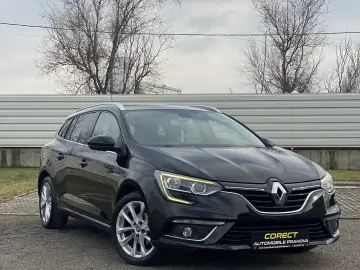 Renault Megane   carlig remorcare   rar efectuat  navigatie