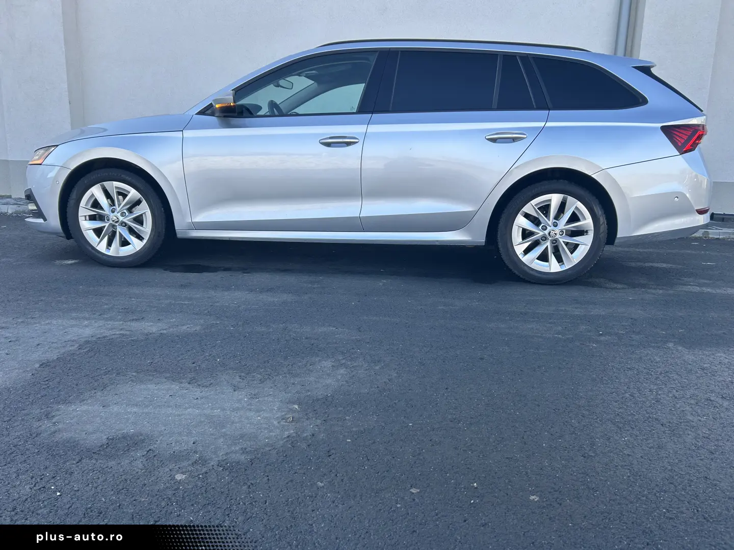 Skoda  Octavia Combi 2.0  .150 Cp  T D I .D S G  Style