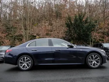 MERCEDES-BENZ E 300 de Avantgarde LED Kamera Distr T&hellip;